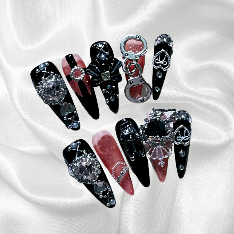 Goth press on nails